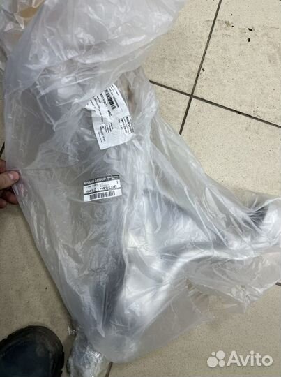 Рычаг Infiniti Q50