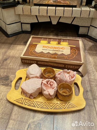 Поднос с подстаканниками ссср(дерево)