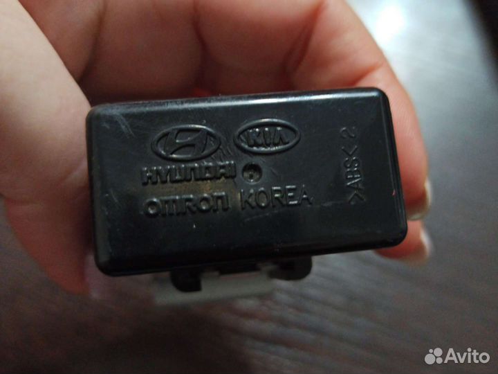 Реле поворотов 95550-1R000