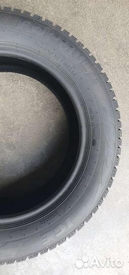 Pirelli Formula Ice 235/65 R17 108T