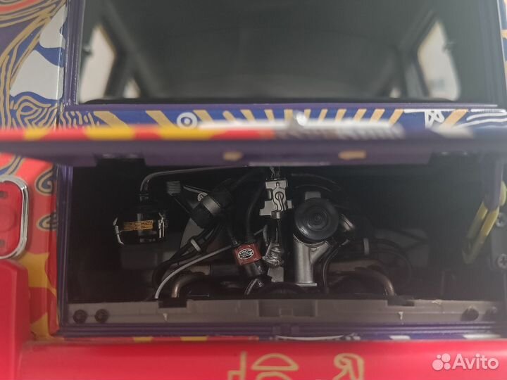 Sunstar 1:12 Volkswagen Woodstock Bus *не 1:18