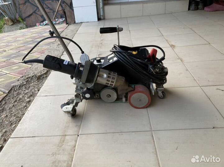 Аппарат для пайки, сварки пвх мембран