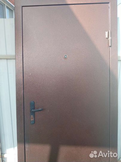 Дверь входная железная бу