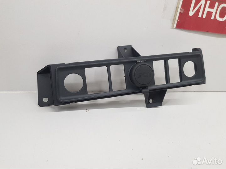 Прикуриватель (Infiniti QX56)