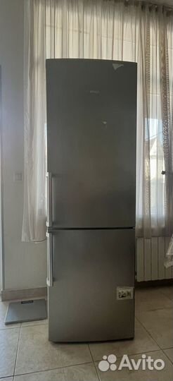 Холодильник на запчасти