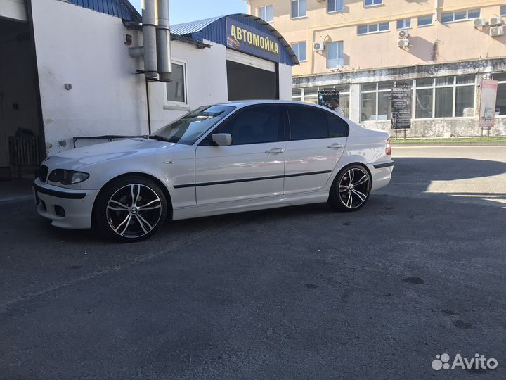 АВТОМОЙЩИК-АВТОМОЙЩИЦА