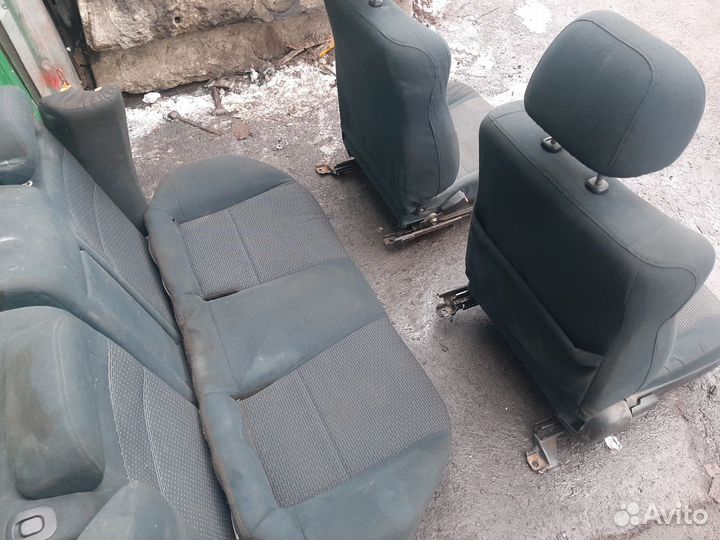 Сидения Комплект Mazda 323 F 1994-1998