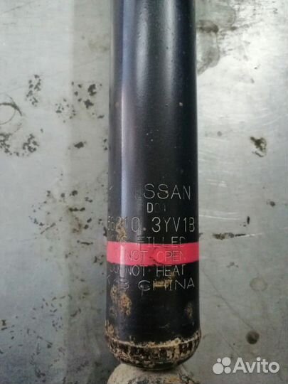 Задний амортизатор ниссан джук 562103yv1b