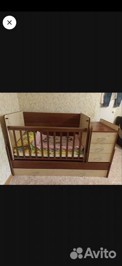 Детская кроватка трансформер с маятником