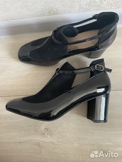 Ботильоны туфли новые кожа 36,37,40