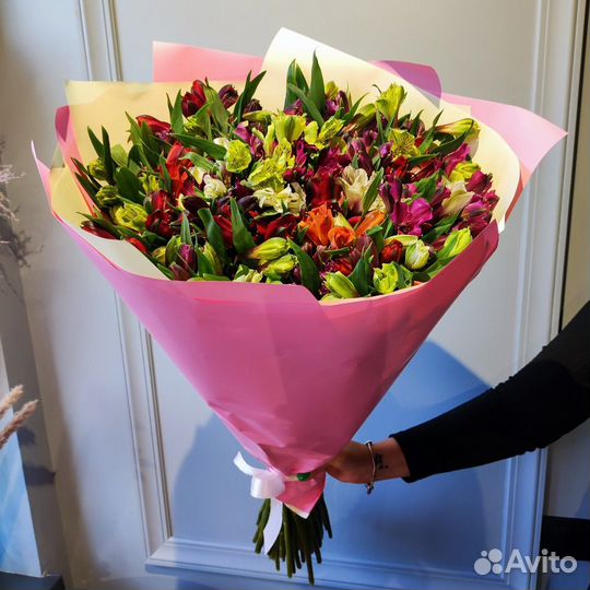 Цветы альстромерии опт