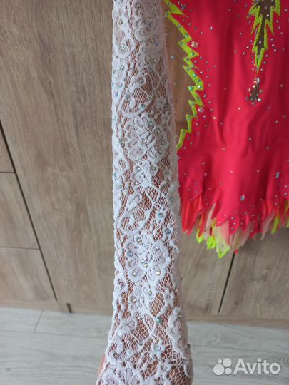 Костюм для фигурного катания