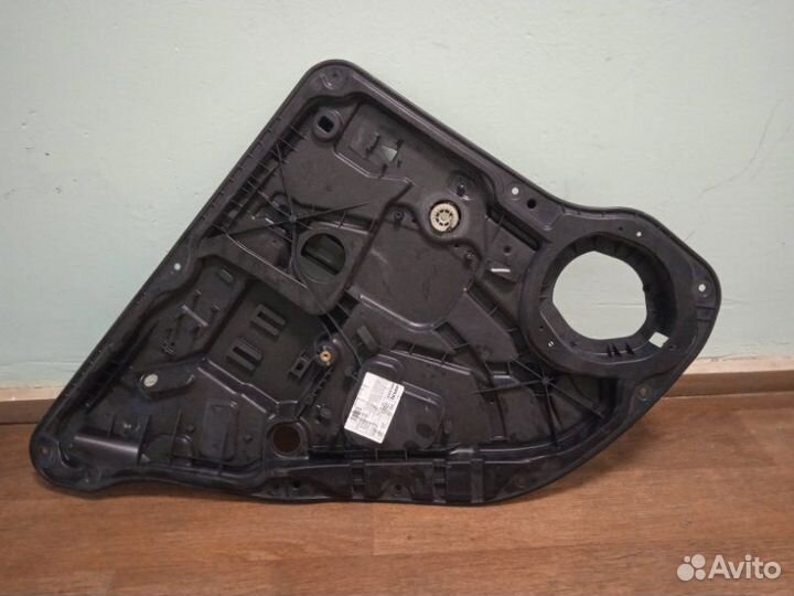 Стеклоподъемник Mercedes Gls-Class 166 OM642 2018