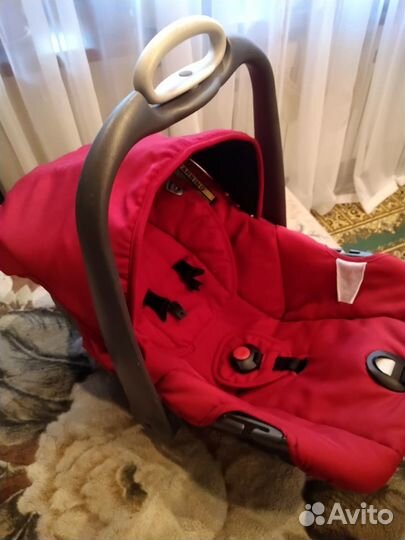 Продаю автомобильную люльку-переноску сам