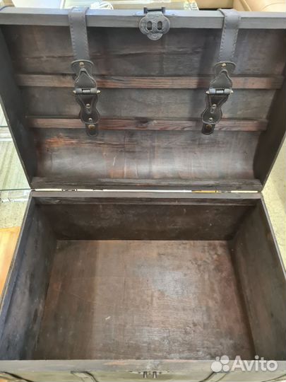 Сундук деревянный старинный. Германия