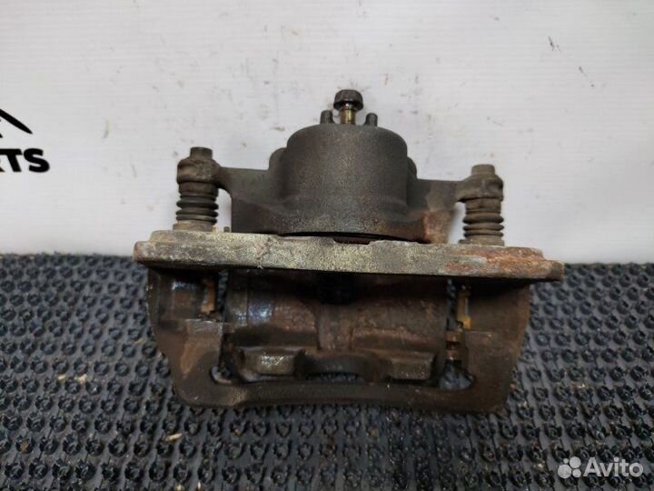 Суппорт тормозной передний правый Honda Civic EU1