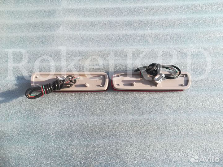 Катафот Заднего бампера Land Cruiser 100 Неон