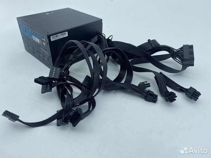 Блок питания Aero Cool kcas 650w plus gold
