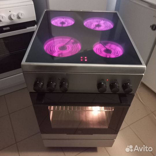 Плита электрическая стеклокерамика. Доставка