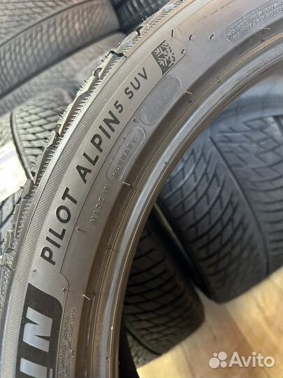 Michelin Pilot Alpin 5 SUV 265/40 R22 106V