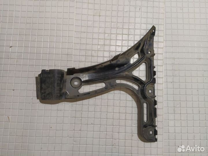 Кронштейн заднего бампера левый BMW 5 E60