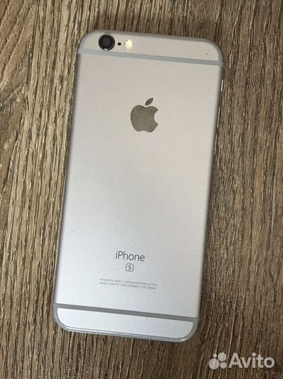 iPhone 6S, 64 ГБ