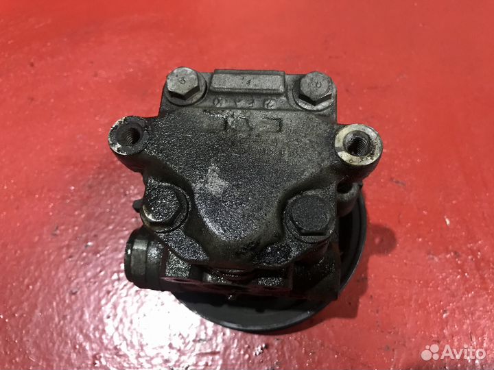 Насос гур Volkswagen Sharan 2.0 TDI BRT