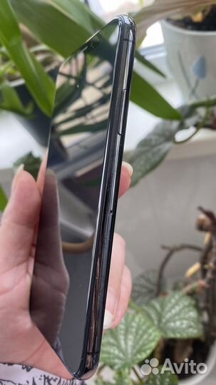 iPhone X, 64 ГБ