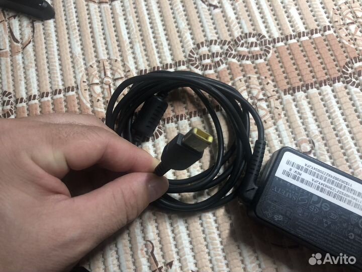 Блок питания Lenovo