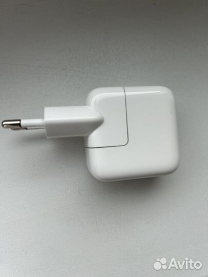 Зарядное устройство для телефона