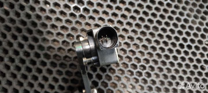 Датчик положения кузова 1T0907503