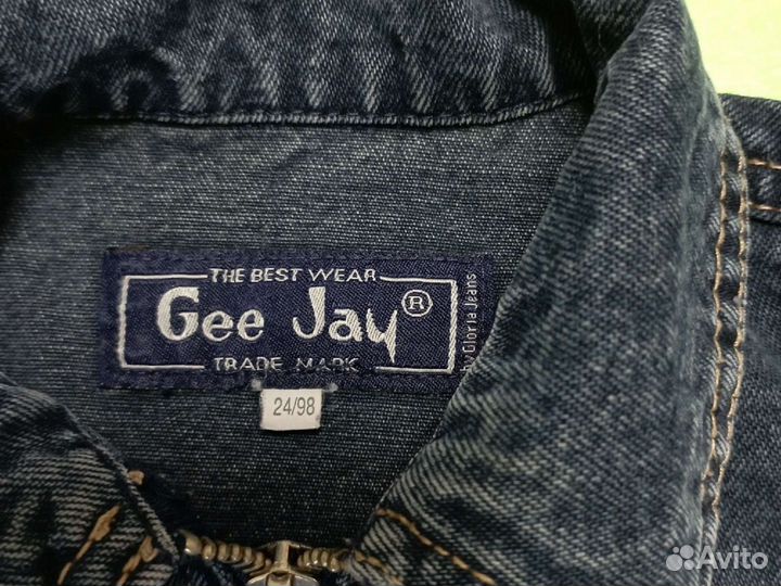 Джинсовая куртка для мальчика