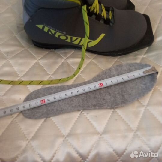 Лыжные ботинки р.35