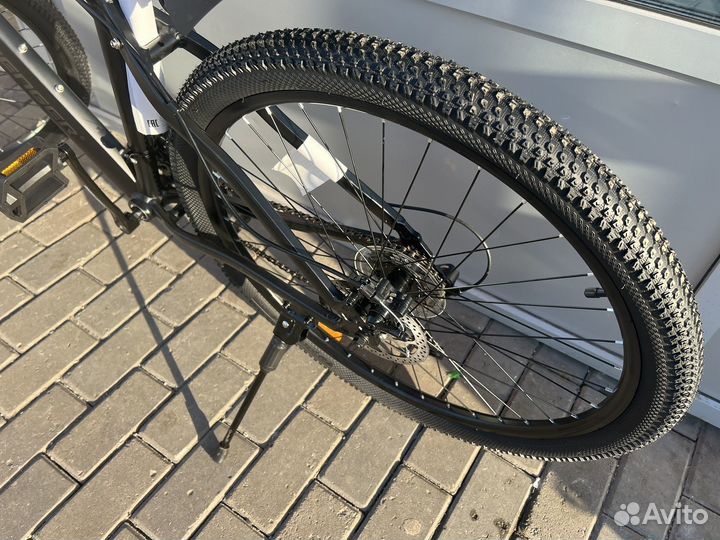 Велосипед avenger a273d 17рама 21 скорость