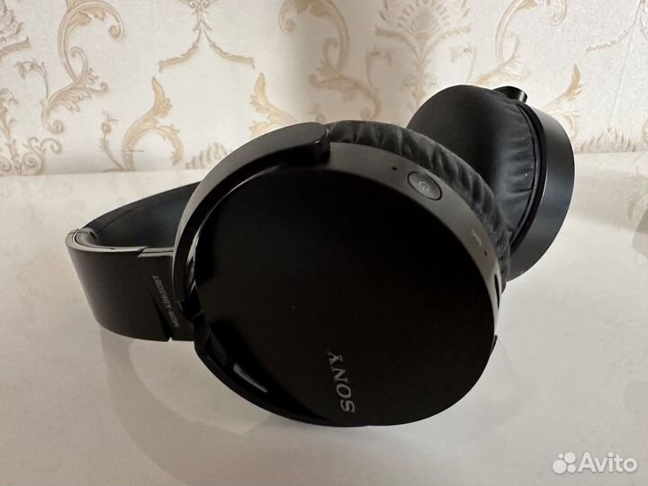 Беспроводные наушники