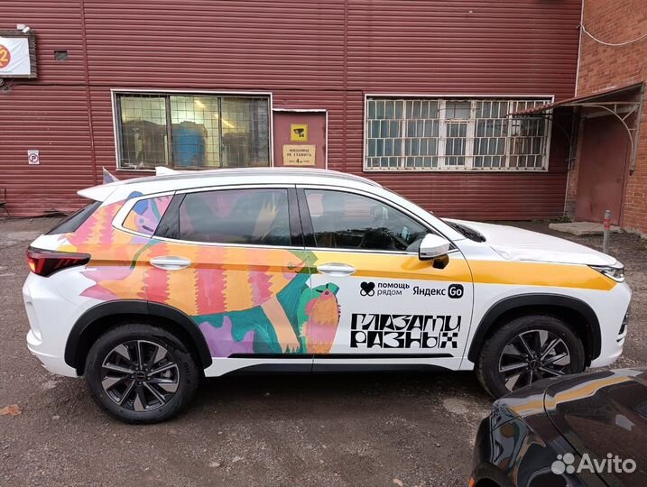 Оклейка такси по гост Санкт-Петербург