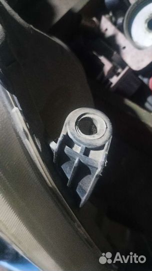 Фара Toyota vista zzv50