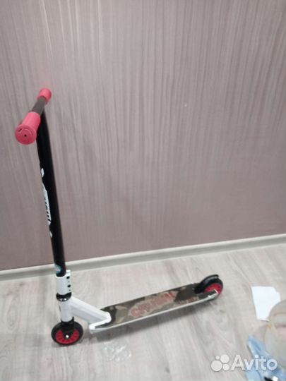 Трюковой самокат