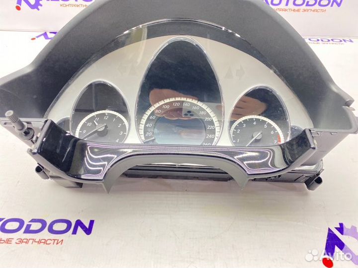 Панель приборов Mercedes E-Класс W212