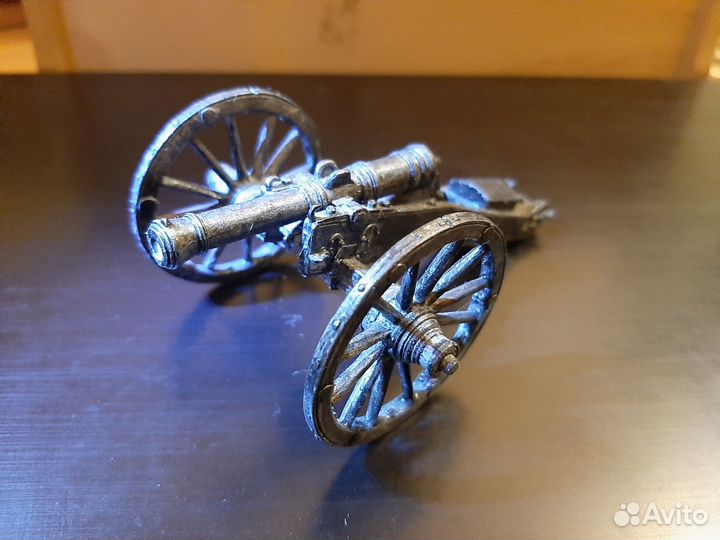 Набор оловянных солдатиков