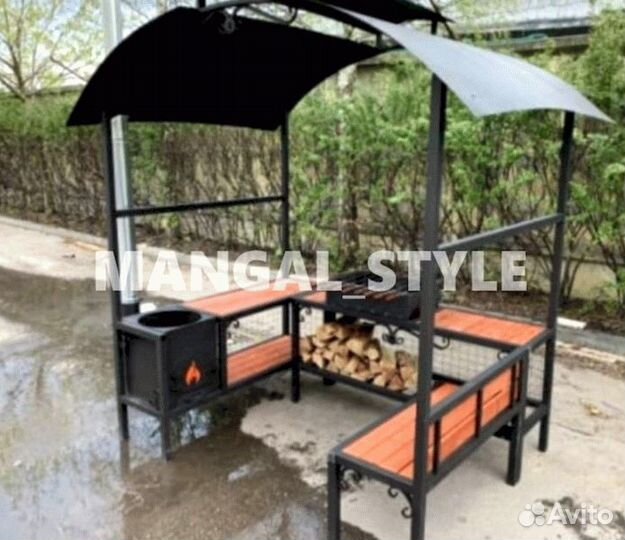 Мангал с крышей