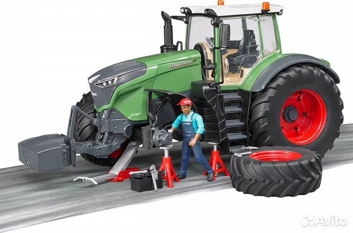 Трактор Bruder Fendt 1050 Vario с фигуркой 04041