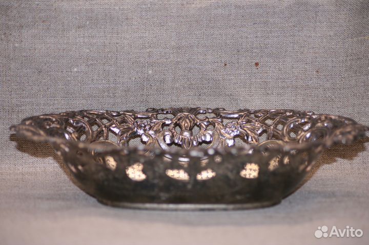 Старинная конфетница сухарница блюдо металл