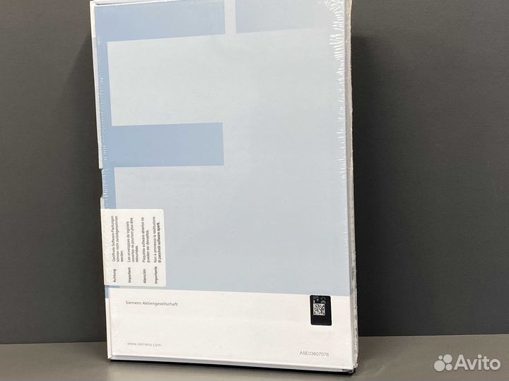 Siemens 6ES7 810-4CC11-0YA5 Софт, новый, 1 шт