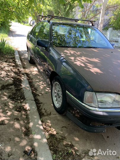 Opel Omega 2.6 МТ, 1991, 900 000 км