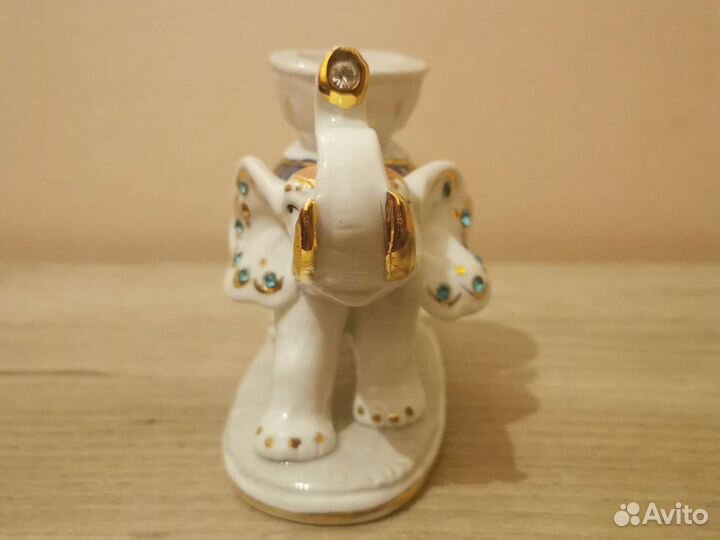 Подсвечник