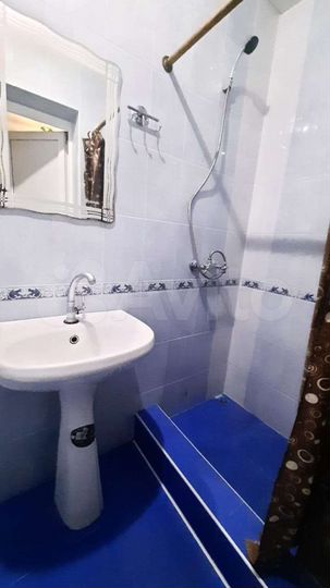 Комната 14 м² в 6-к., 2/2 эт.