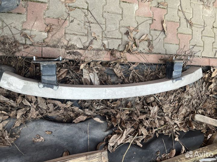 Усилитель бампера задний GL350