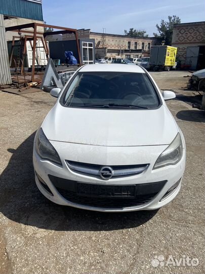 Opel Astra рестайлинг 2013, 1.6 турбо в разборе