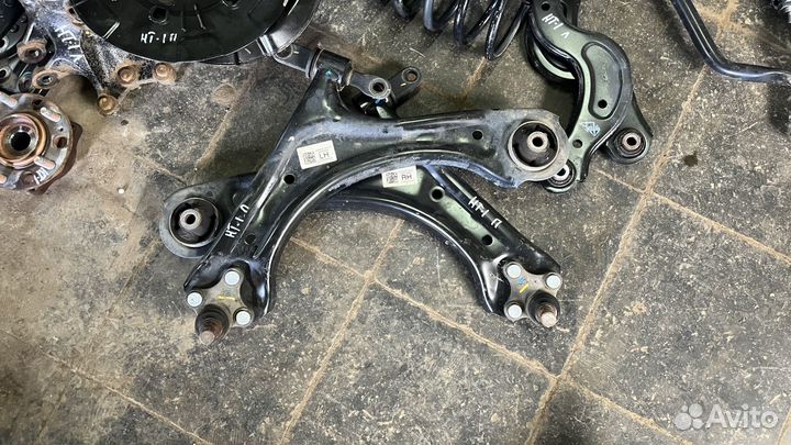 Рычаг передний правый Hyundai Tucson 2020